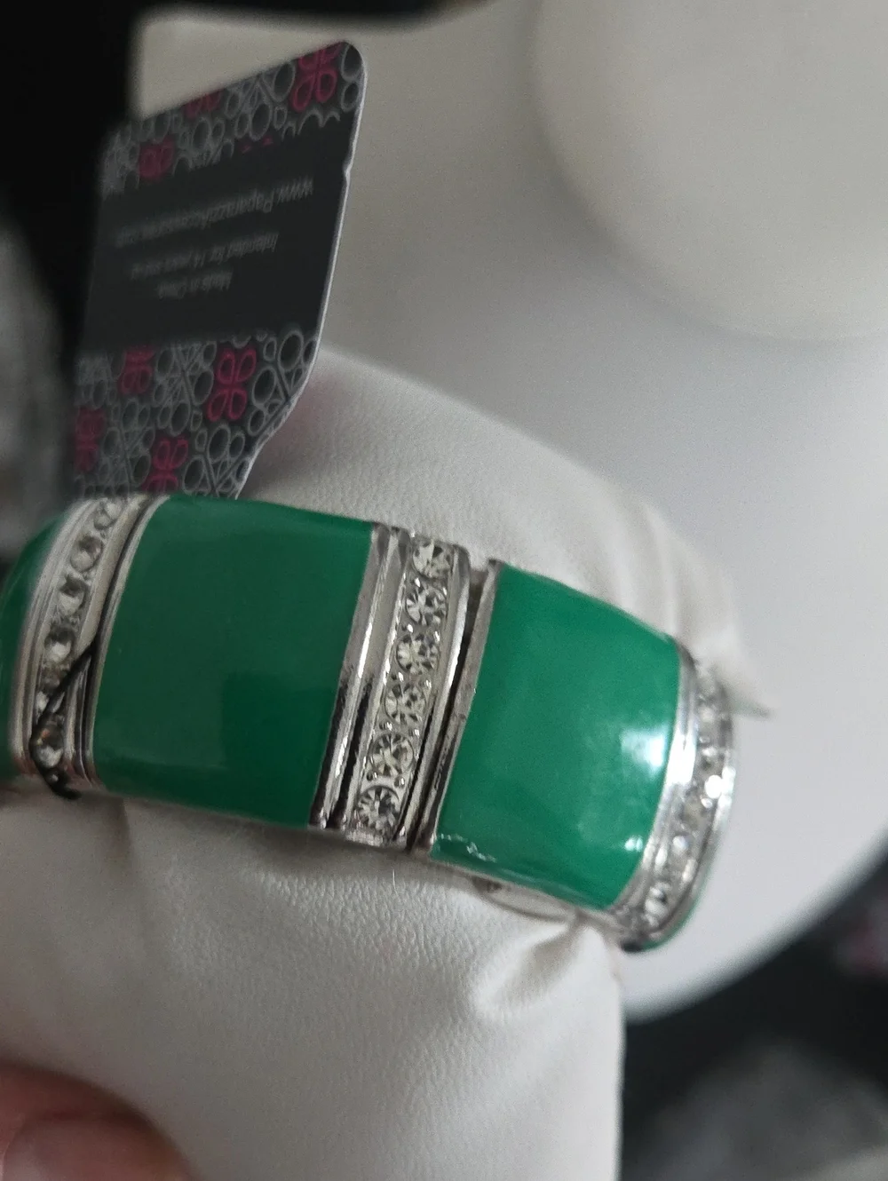 Paparazzi Colored Cameo Green Bracelet NWT